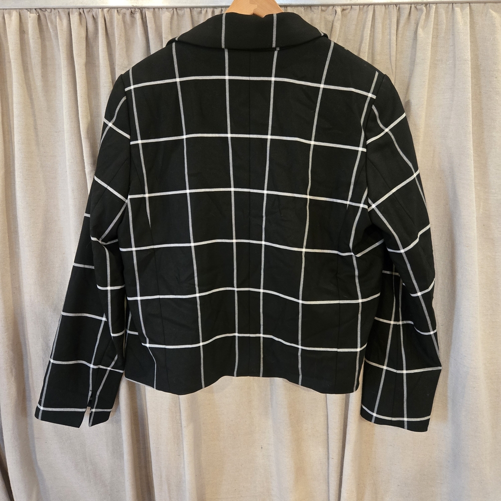 Express Women's Checkered Black Blazer - Picture 4 of 6
